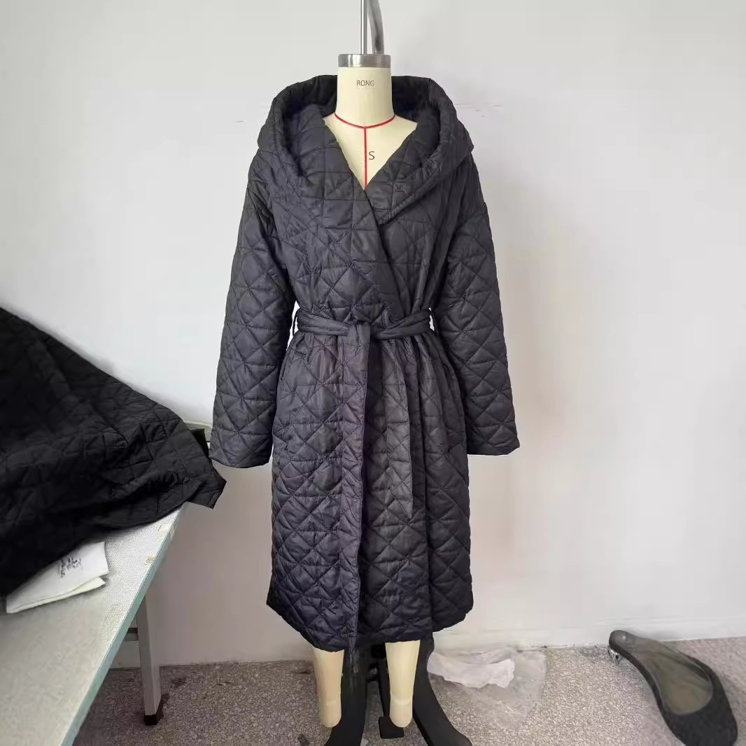 Damenbekleidung 2024 Herbst/Winter neue vielseitige Slim Fit Taille mit Kapuze mittellange Baumwolljacke_voghion.com