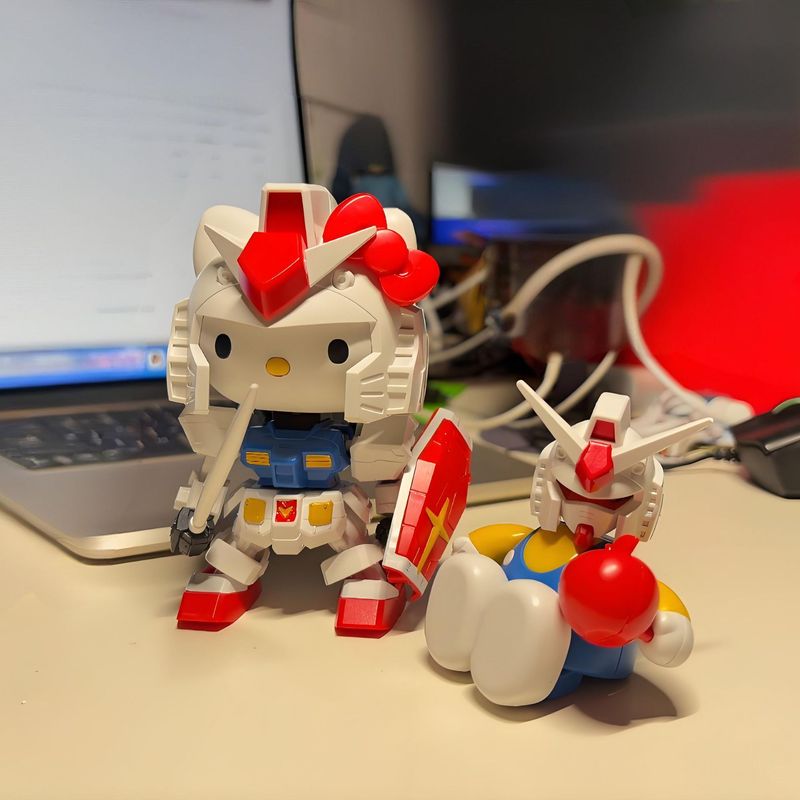 网红潮玩新品元祖凯蒂猫联名款Hello Kitty扎古网红高达模型玩具|undefined