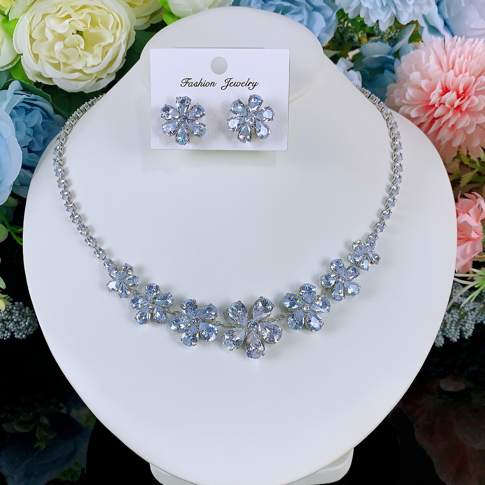 Collar de color de la industria pesada amazona orejas joyas set de moda de lujo vestido de novia cena joyas de zircon mujer image 58