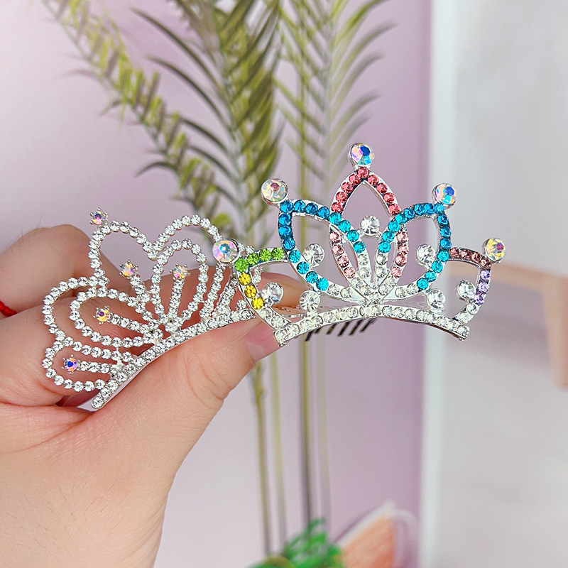 Delicate crown hair comb with water droplets and diamonds, children's king crown hair accessory, princess style hair clip for baby girls, birthday fringe hair comb hair accessory