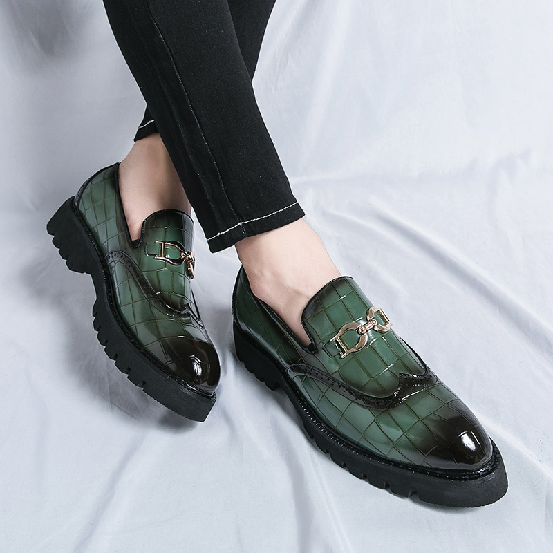 Comercio exterior 46 yardas británicas zapatos casuales de cuero hombre de negocios zapatos de cabeza grande suela gruesa zapatos casuales de novio alto