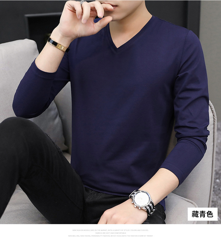 2021新型長袖tシャツ男性vネックシャツ秋冬白色秋衣の中に秋服の男性ファッションを着ます。|undefined