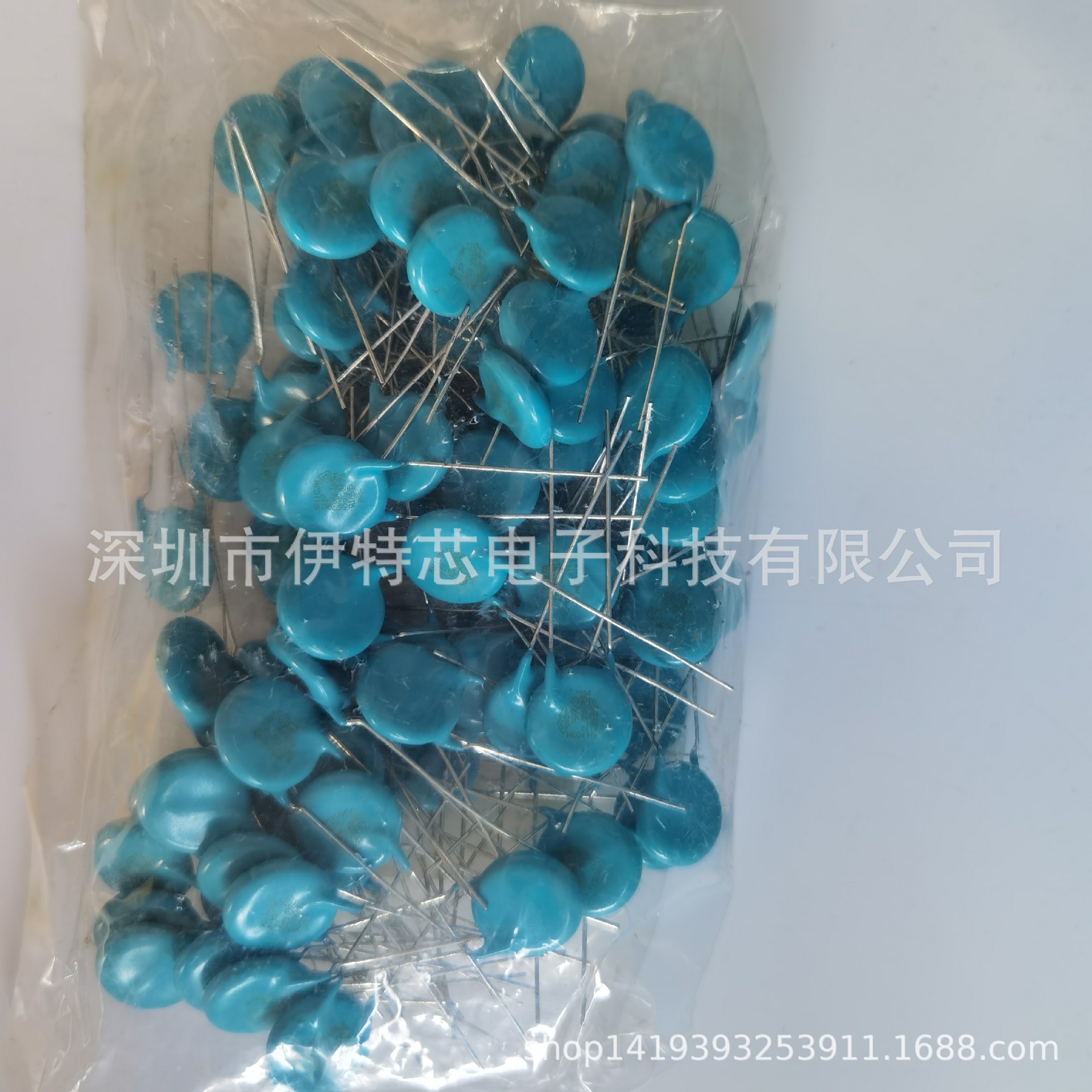 瓷片电容DE2E3KH102MA3BL02 Y2 102M 250V 7.5MM 250个安规电容