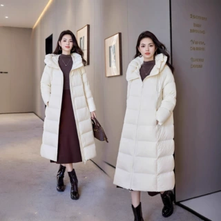2025冬季新款韩版纯色女中长款羽绒服90白鸭绒时尚过膝连帽厚外套