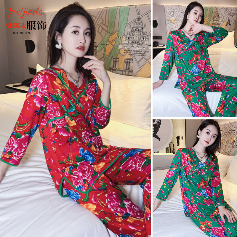 Autumn and winter warm velvet northeast big flower pajamas women's three-quarter sleeve trousers Chinese style buckle online popular home wear