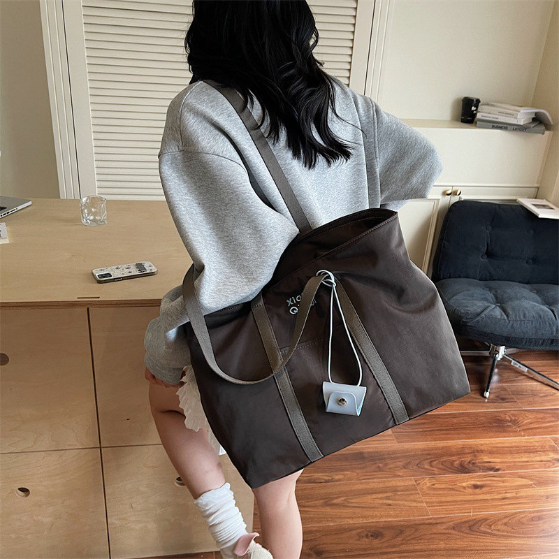 高级感防水红色包包女款2025新款女式托特包日常通勤大容量单肩包|undefined
