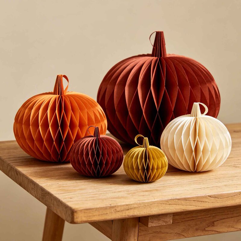 Paper Honeycomb Ball Decorative Hanging Ornaments Halloween and Christmas Home Decoration Creative Handmade Hanging Decorations