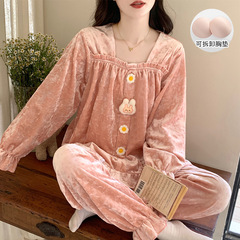 金丝绒睡衣女春秋季新款带胸垫一体长袖甜美公主风宽松家居服套装