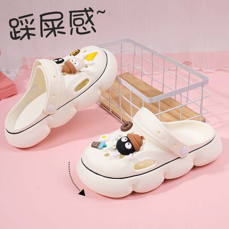Новые женские сабо, летние сандалии с мягкой амортизацией, мультяшный дизайн, подходят для ношения на улице, на толстой подошве, увеличивающие рост, без застежек, двойного назначения, повседневная пляжная обувь.