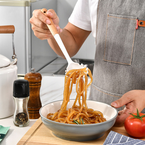 Milky white mini silicone kitchen utensils 6 pieces storage bucket small non-stick cooking spatula spoon egg beater kitchen utensils