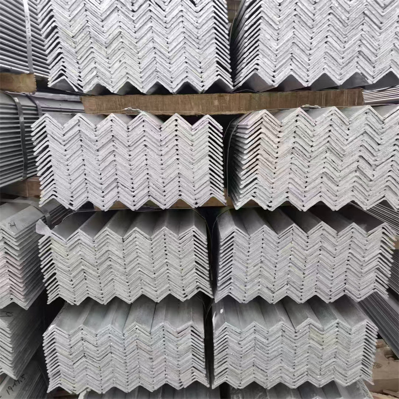 镀锌角钢 30*3热镀锌角钢 工程建筑材料包头钢铁 销售15804723588