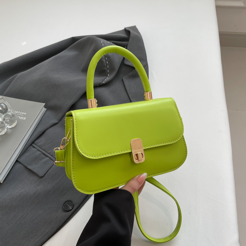 Bolso de sillín de diseño de nicho coreano 2025 nuevo bolso de color sólido de gran capacidad bolso de mensajero de hombro retro