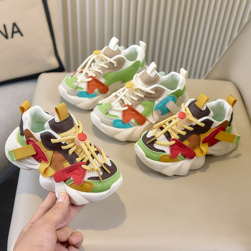 Zapatos deportivos para niños 2026 nuevos zapatos de moda zapatos de running para niños zapatos ecológicos para niñas