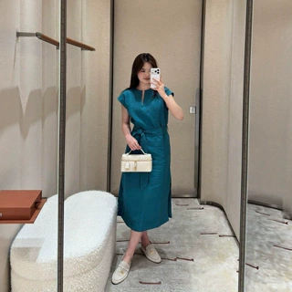 深圳南油2026秋新款bc老钱风女款刺绣裙无袖系带开叉亚麻连衣长裙