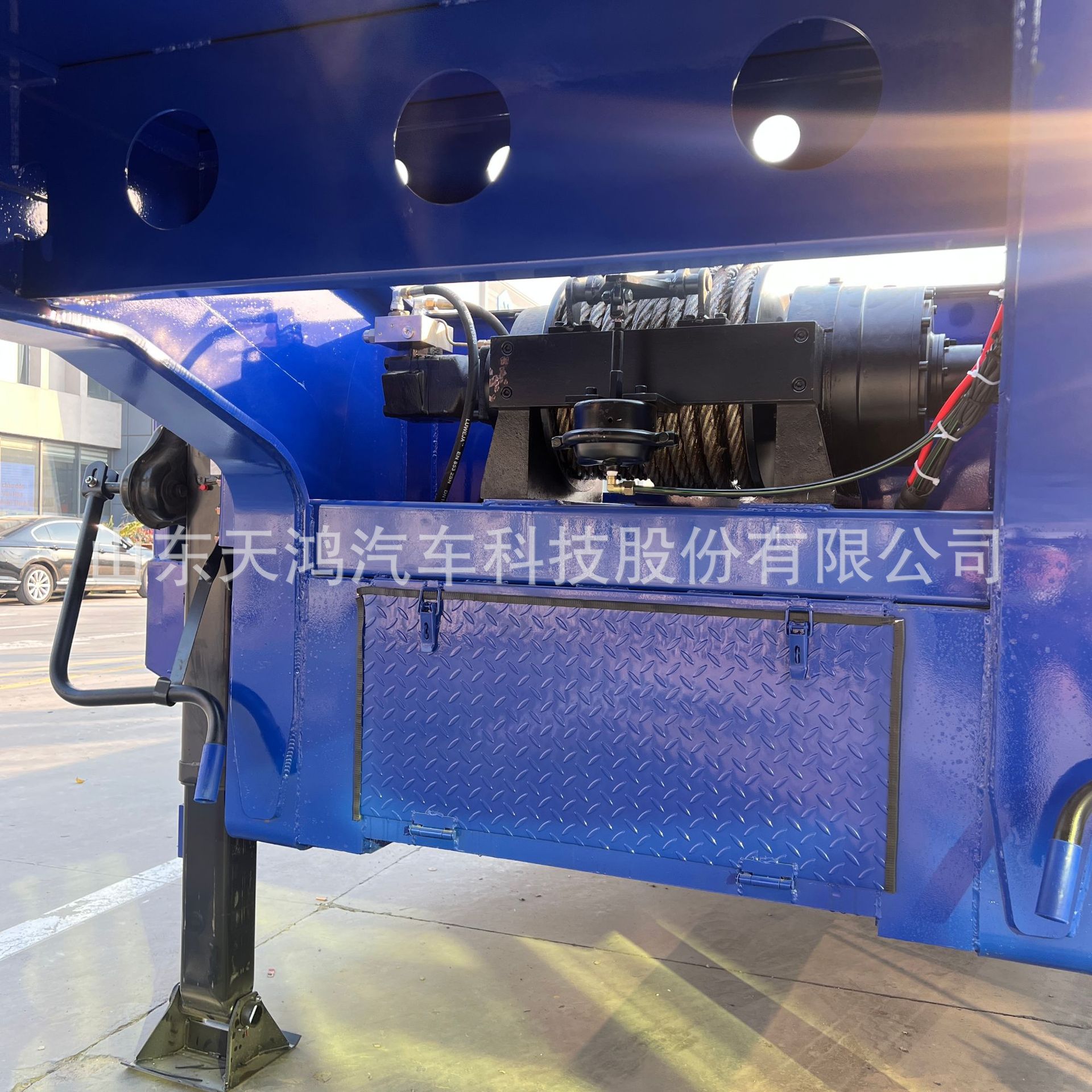 Factory Production Direct Sales Export for Sale Lowbed Semi-Trailer Trailer Hydraulic Winch Heavy-Duty Large Piece Transport Trailer