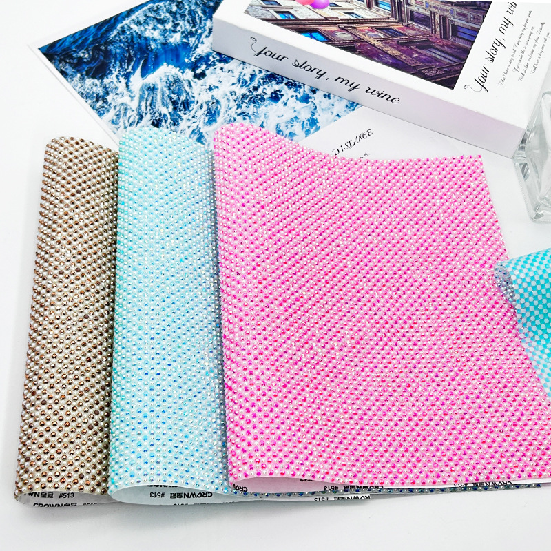 Pegamento adhesivo de diamantes de imitación autoadhesivo Accesorios de ropa Accesorios de joyería de diamantes en caliente Piezas de diamantes de bricolaje Parche de diamantes de imitación para decoración del hogar