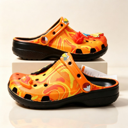Summer new Pokémon series Charizard men's outdoor casual sandals and beach shoes, wholesale Summer new Pokémon series Charizard men's outdoor casual sandals and beach shoes, wholesale