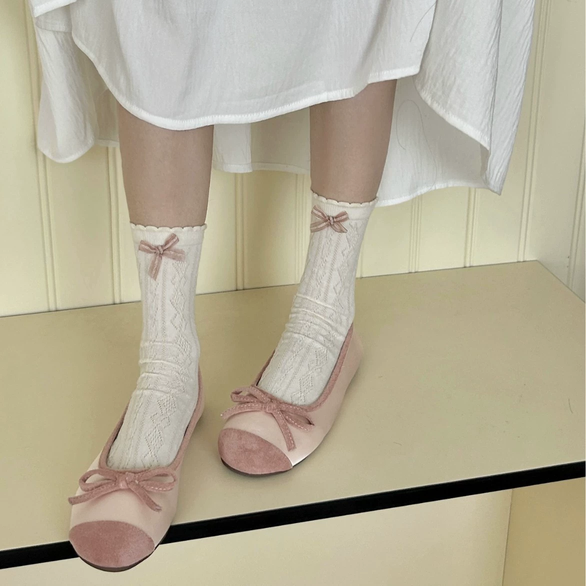 Cute brand knee socks with bow, mid-length