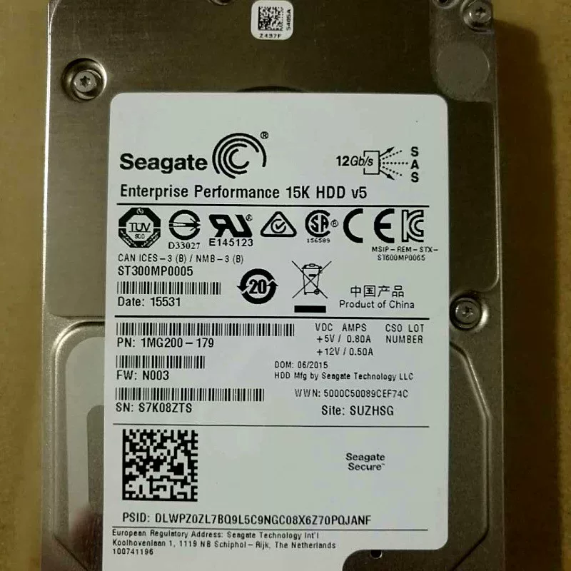 Жесткий диск ST300MP0005 300G SAS 12G 15K 2.5 дюйма сервер