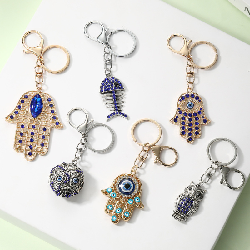 Hamsa Evil Eye Keychain European and American Cross-Border Turkish Alloy Blue Eye Fatima Hand Keychain