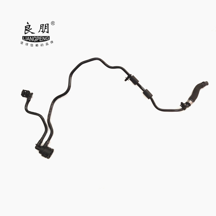 工厂批发适用W205副水壶管 A2055012501 防冻液壶排气水管