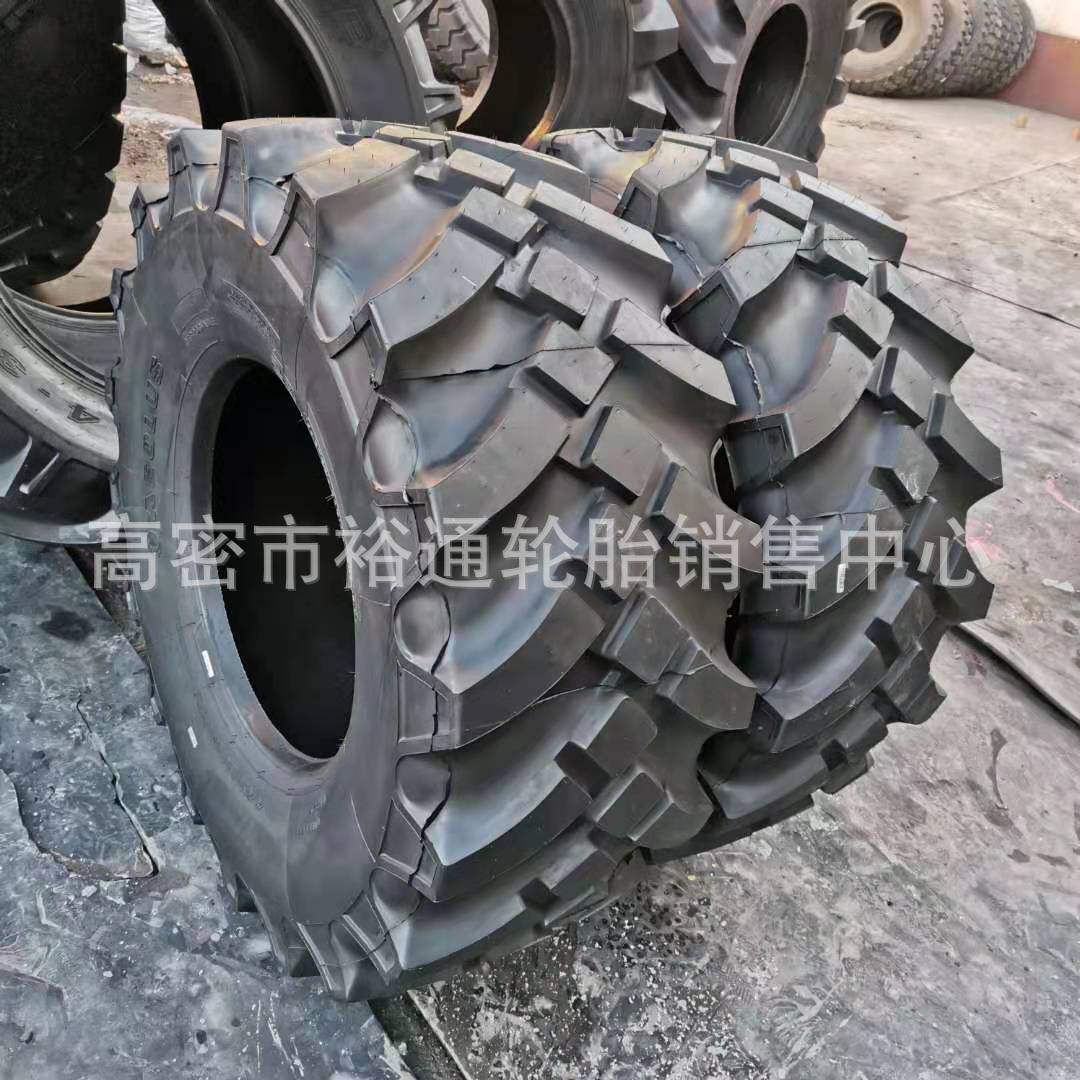 越野花纹沙漠运输车轮胎18R22.5 修井机轮胎445/65R22.5 18-22.5