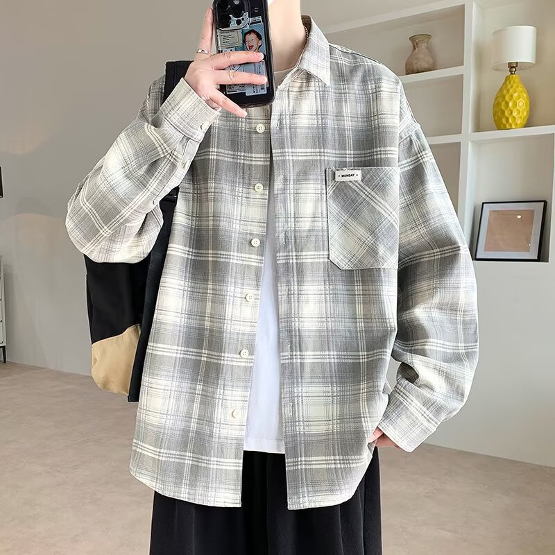 회색