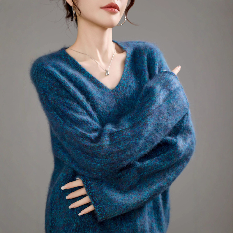 95% Sheep Wool + 5% Cashmere Brushed Blend Soft and Cozy V-Neck Thick Slimming Sweater for Women Autumn and Winter