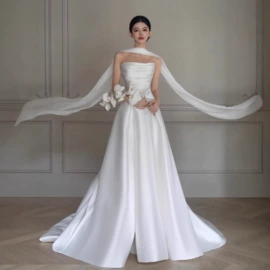 婚纱;晚礼服