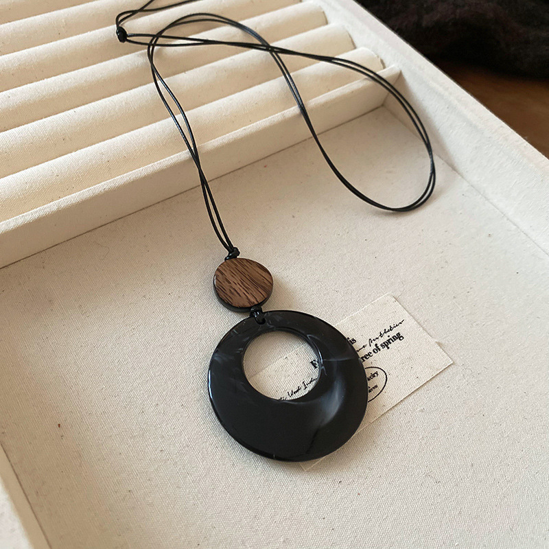 Maillard Collar retro para mujer estilo coreano nuevo suéter de nicho cadena moda otoño e invierno todo fósforo artículos de alta gama al por mayor