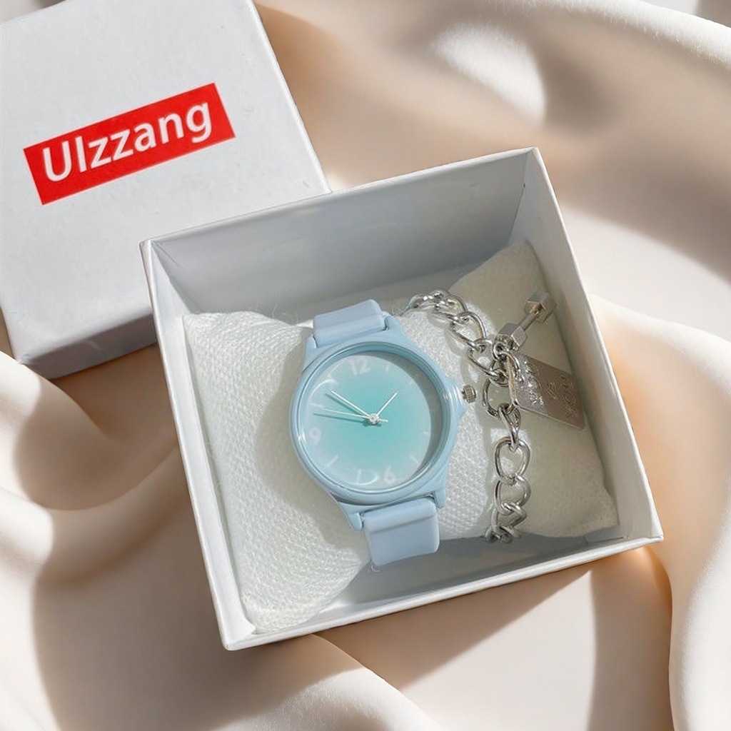 Niche Design Light Luxury Watch Women's Scent Dye Gradient High School Students Korean Style Simple Mori Style College Style Quartz Watch