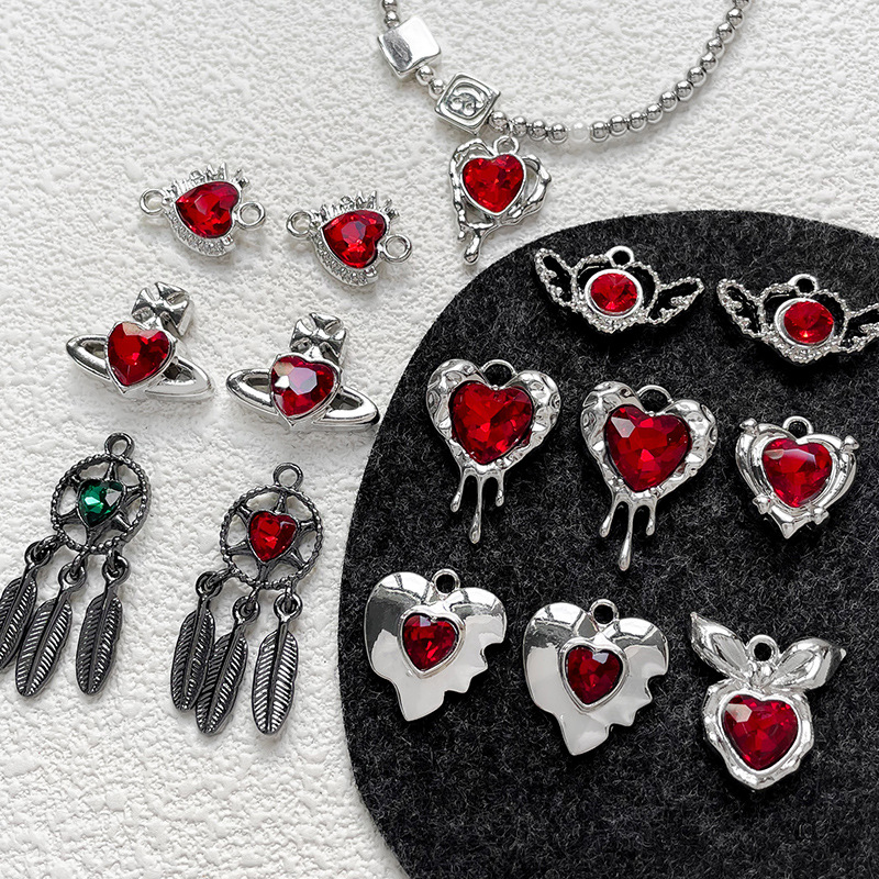 8g Weight Pendant Jewelry Making Type 16*15mm Jewelry Making Size DIY Jewelry Accessories Classification 1 Piece Quantity Alloy Material Heart Shape, Lines Pattern Plating Design Elegant, Lady, Simple Style Style 1 Piece 16*15mm Alloy Heart Shape Lines Pendant 无