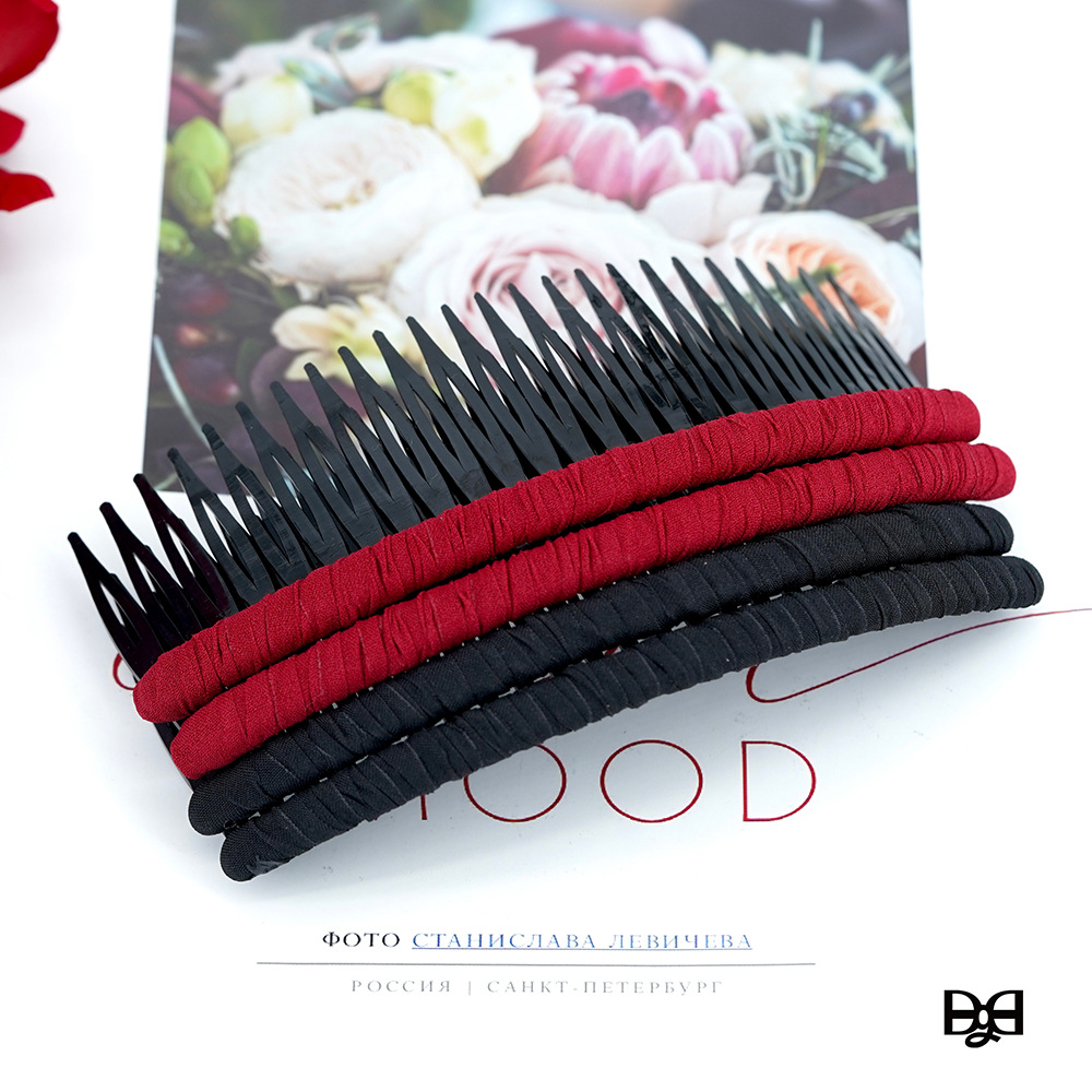 Handmade Fabric Insert Combs, Plastic Hair Combs, Bridal Headwear, Red Hair Accessories, Simple Fringe Clips, Wedding Style