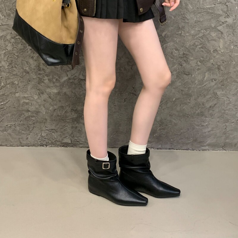 2025年秋冬季新款皮带扣尖头内增高欧美堆堆女靴褶皱瘦瘦靴|undefined