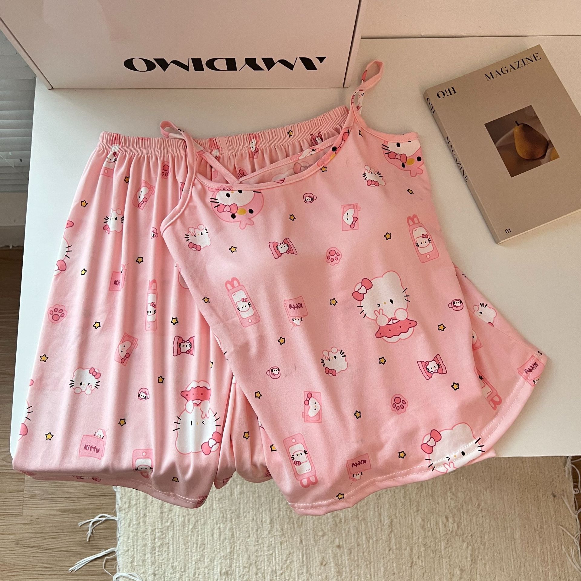 胸パッド付きオールインワンキャミソールレディース夏ピュアセクシーキャミソールストライプショーツパジャマホームウェア2点セット