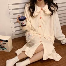 �ﶬ���¿�������e˯����Ů�b�Ӻ��m�q������ͨ�������L��˯ȹ