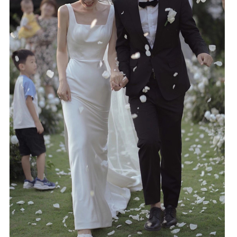 Mori-style Light Wedding Dress Travel Shooting Simple French-style Slim Tail Korean-style Super Fairy Satin Outdoor Welcome Out Yarn Spring
