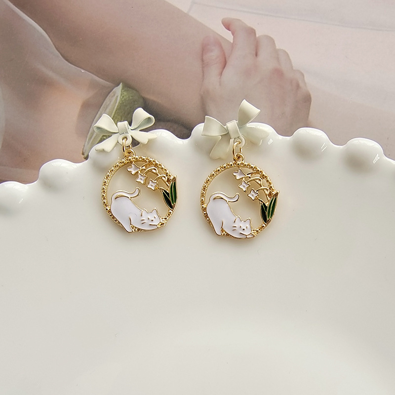 Fashion Cat Alloy Stoving Varnish Ear Studs display picture 2