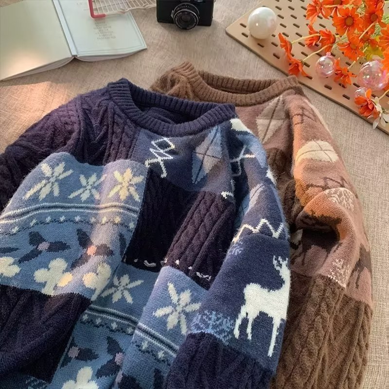 Layered men's winter trend, thickened lazy bottom knit with patchwork for warmth and loose fitting sweater jacket_voghion.com