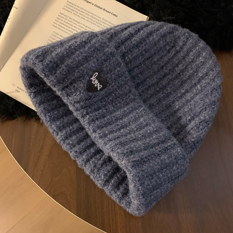 愛の刺繍アンコラレッドニットウール帽子女性のための秋と冬の大きな頭囲耳保護キャップ暖かいプルオーバー帽子|undefined