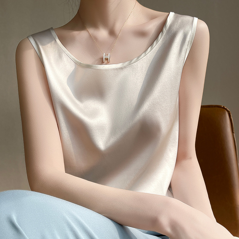 Round Neck Silk Camisole Women's Outer Wear Loose Sleeveless Top Summer Small Suit Mulberry Silk Bottoming Shirt