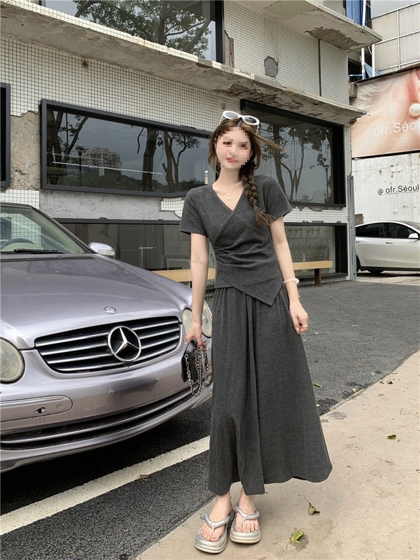 跨境大胖mm女夏季新修身显瘦遮肉休闲短袖衣半身裙气质两件套装纯|undefined