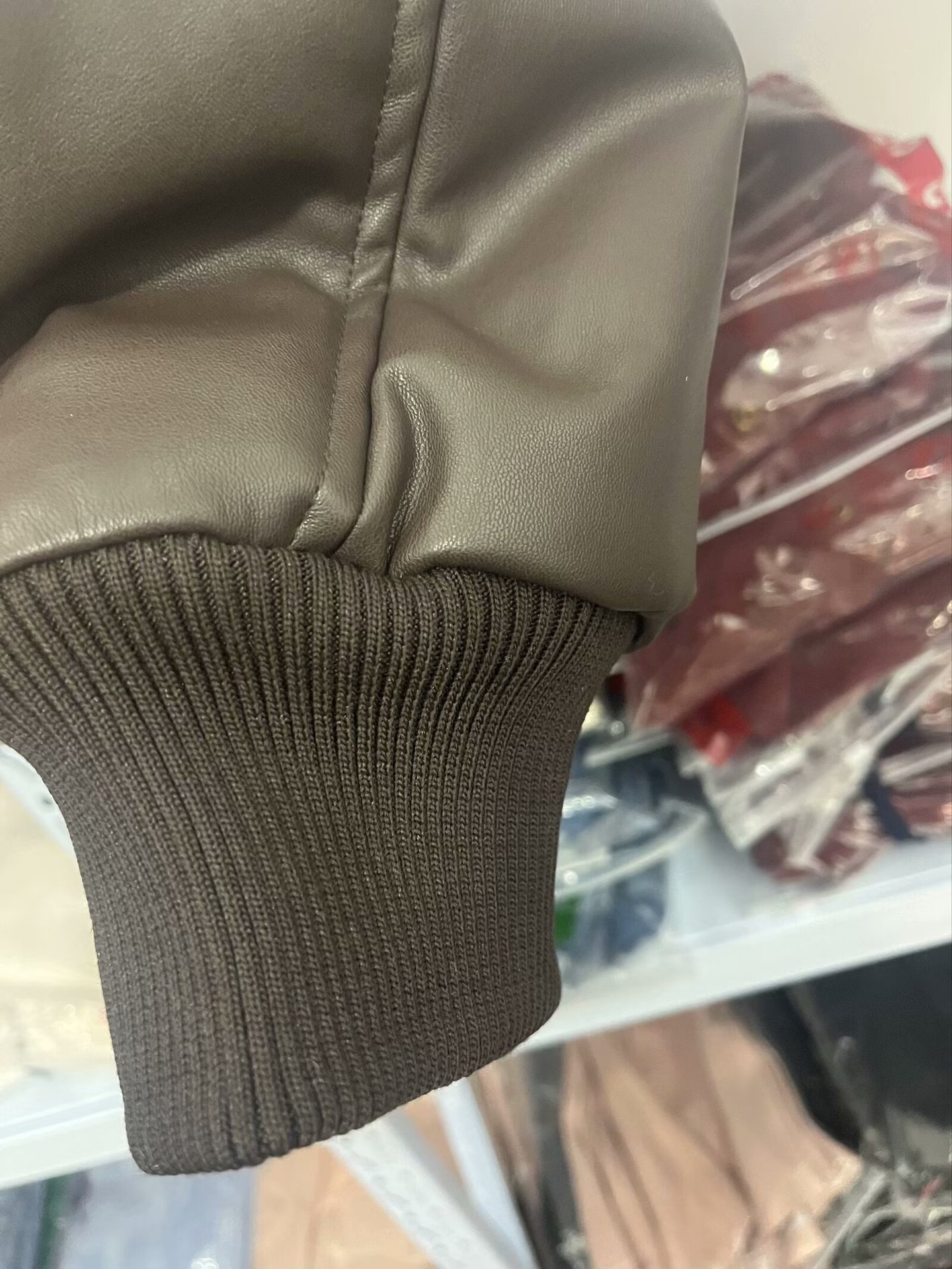 Dameskleding Herfst en Winter Nieuwe Internet Celebrity Proteïne Leer Dikke Warme Korte Leren Katoenen Jas_voghion.com