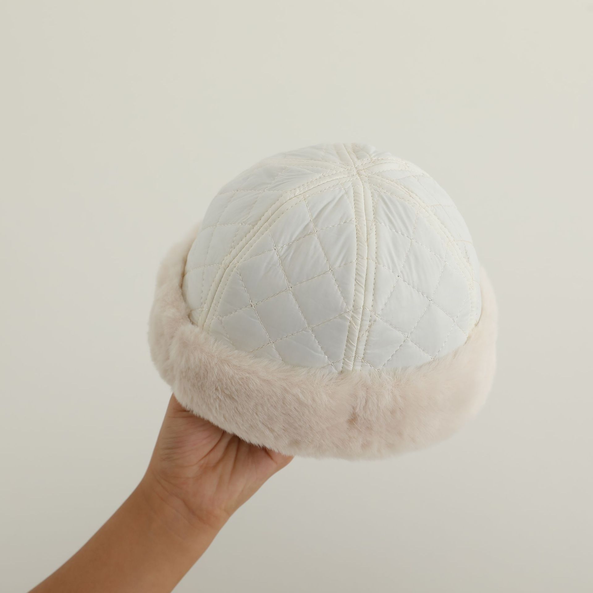 Sombreros para bebés primavera y otoño invierno súper lindos bebés calientes niños niñas gorras de propietarios de la tierra niños lindos gorras de moda