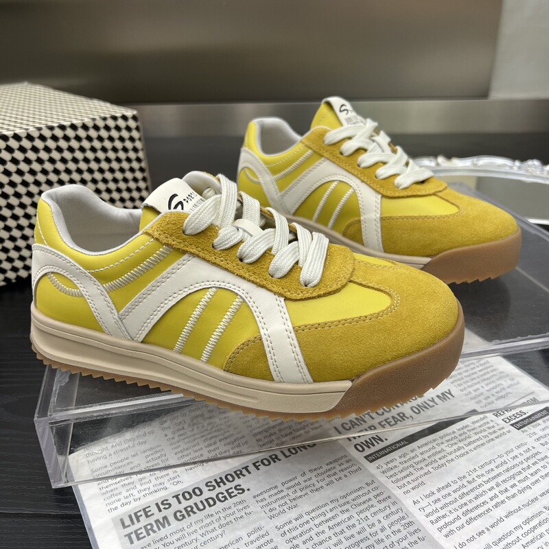 2025 春の新本革フラットトレーニングシューズ女性の多用途カジュアルスポーツシューズレトロスタイルフォレストシューズイン|undefined