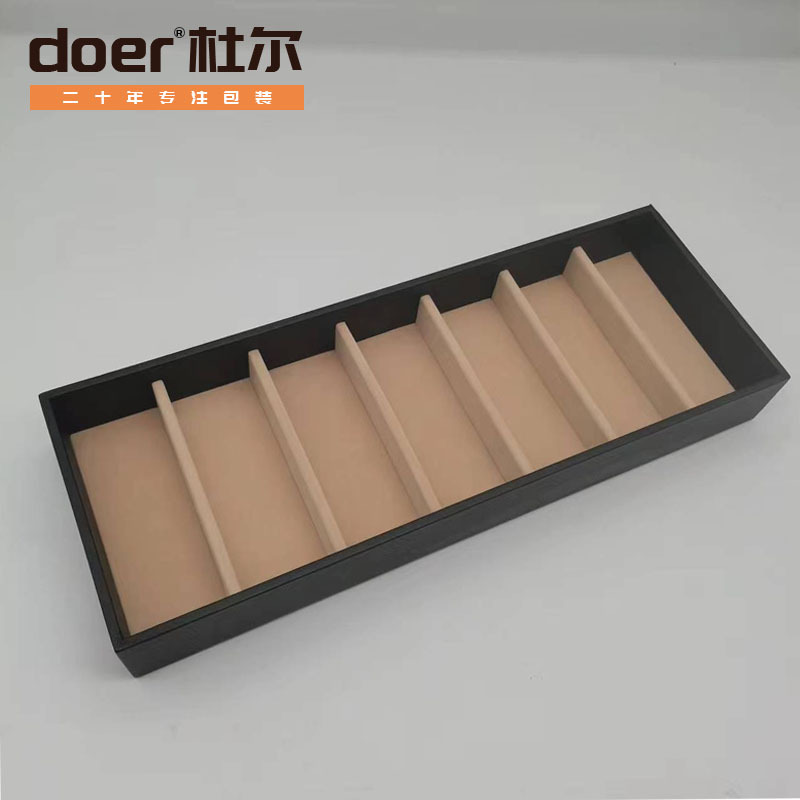 전시대, 안경, 보석, 디스플레이 소품, 액세서리, 선글라스, 보석 접시, 목걸이, 보관함, 매점, 전시장, 카운터