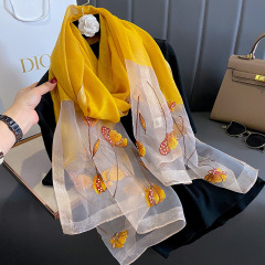 新作秋冬シルク混紡秋冬保温マフラー女性刺繍釘珠気質マフラー高級ストール