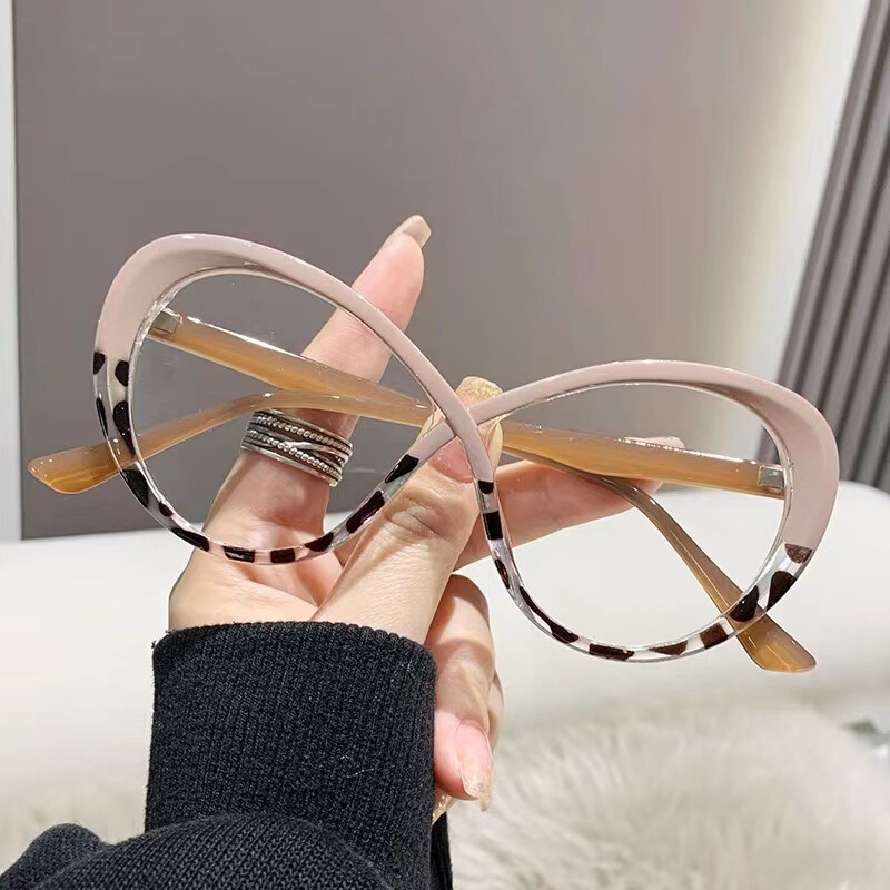 2024 Retro Fashion All-match Slimming INS Advanced Cross-border Flat Mirror New Anti-blue Cat's Eye Optical Glasses
