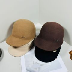 日系简约澳洲羊毛马术帽女秋冬新款金属标骑士帽保暖鸭舌帽前进帽