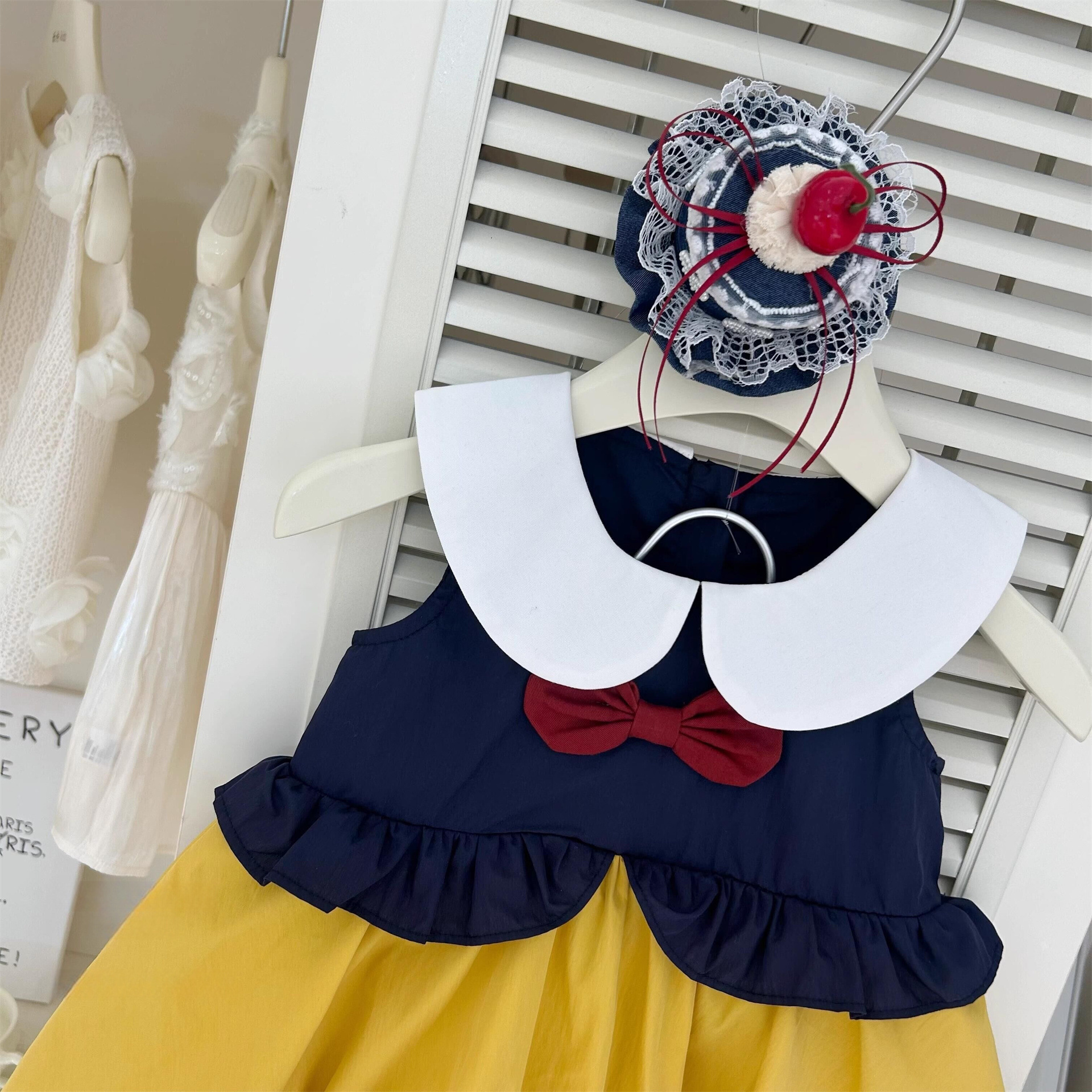 [Xianning Seven baby] Linda chica con sentido cómico jk uniforme vestido de muñeca de capullo vestido de verano vestido de chaleco Blancanieves